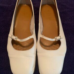 Aerosoles White Leather Flats